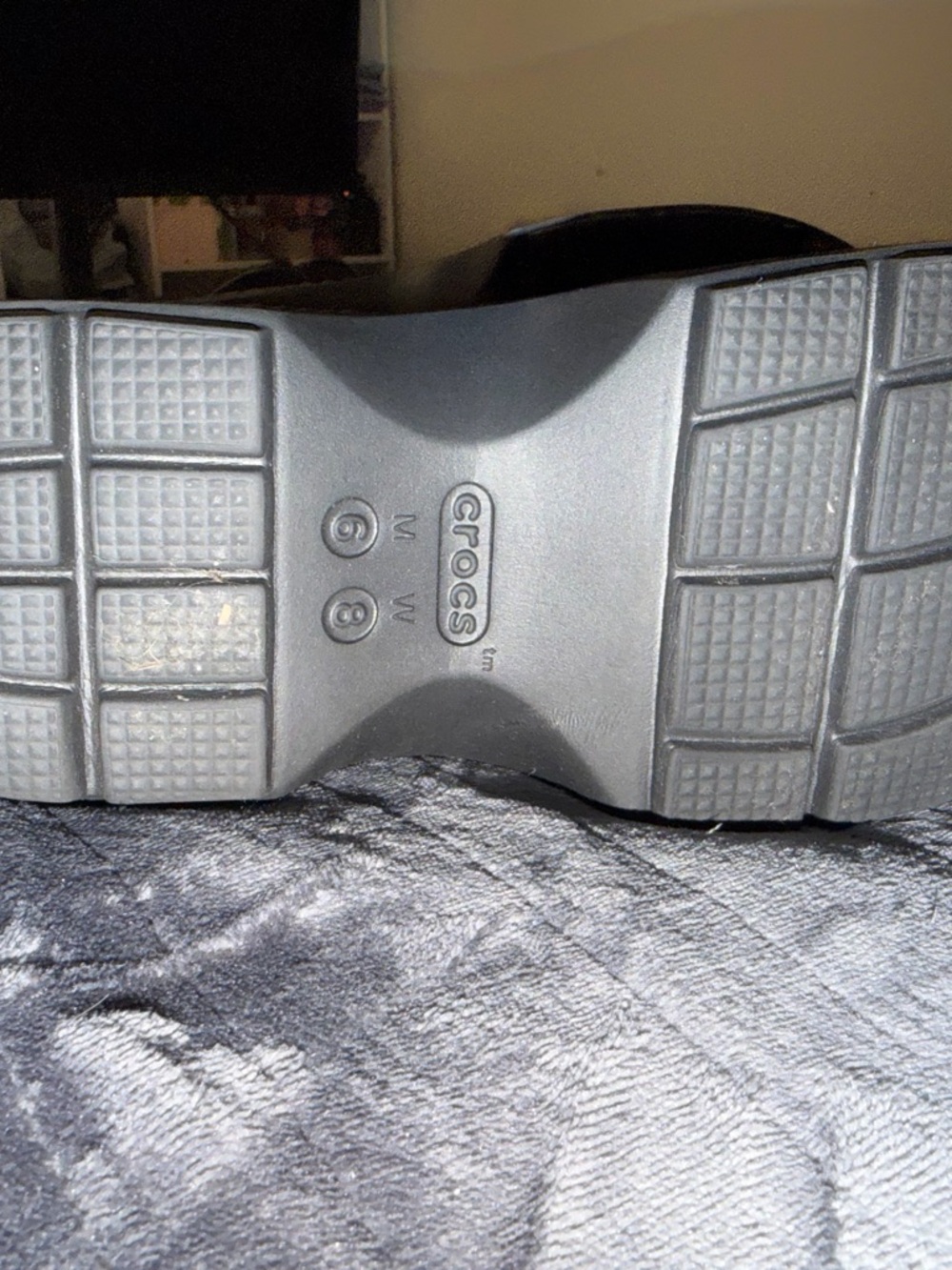 CROCS Women’s Black Platform Clog Sandals - Picture 3 of 4